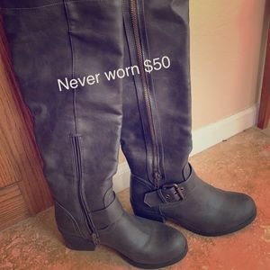 Leather Boots. Dark brown. Never worn